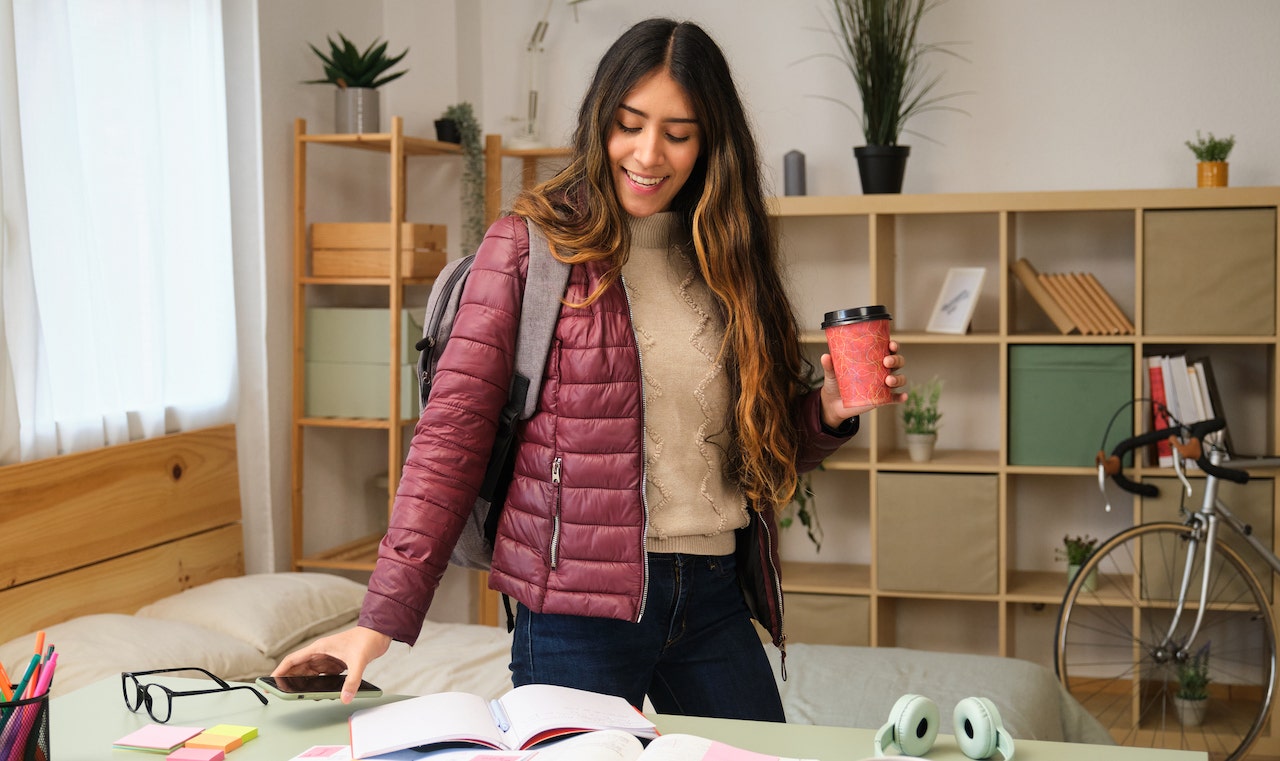10 Things to Keep Your Dorm Organized