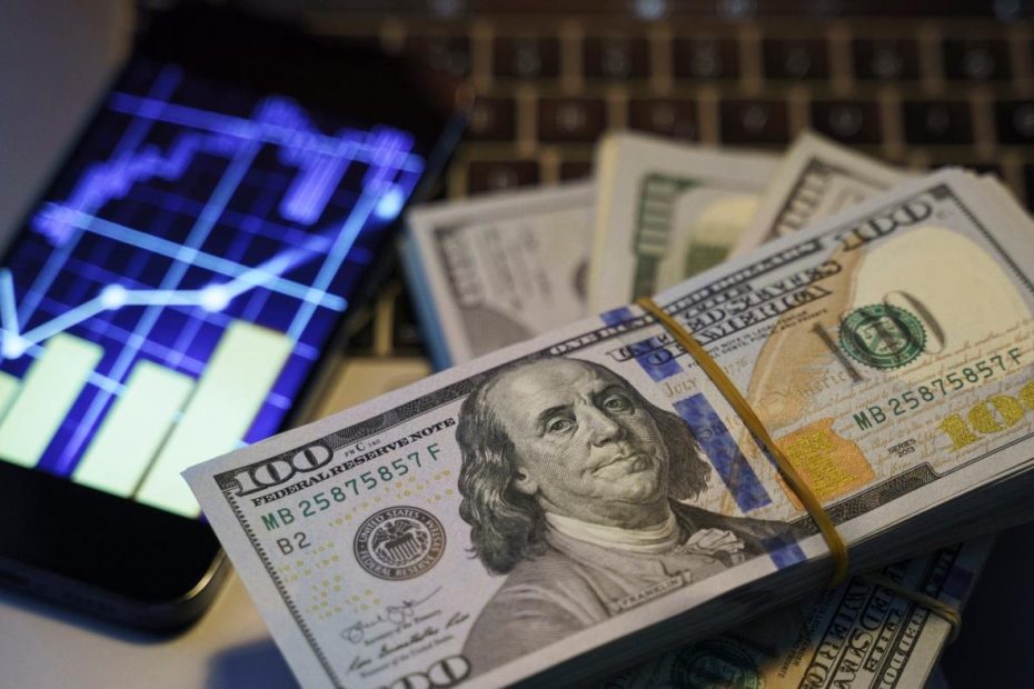 3 unstoppable stocks that could profit from artificial intelligence (AI) construction