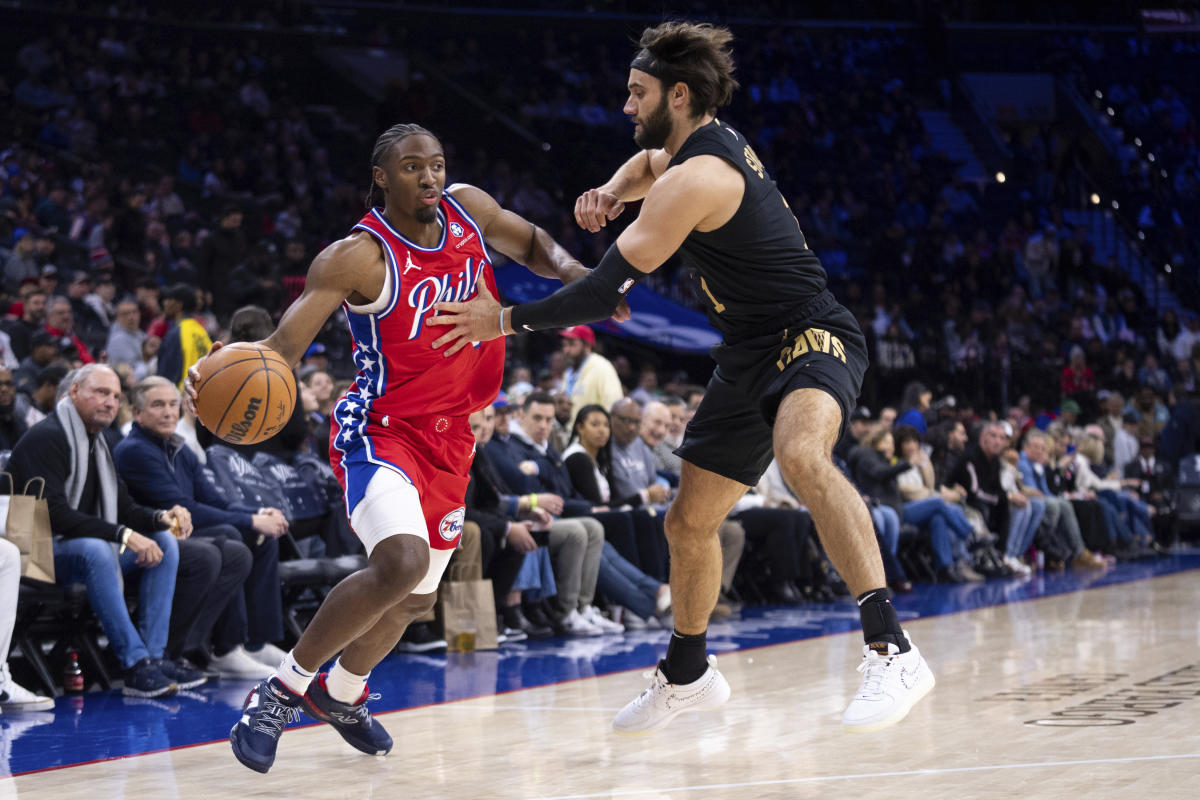 76 people surprised NBA Best Knight, hit 21 three-pointers in 132-129 victory