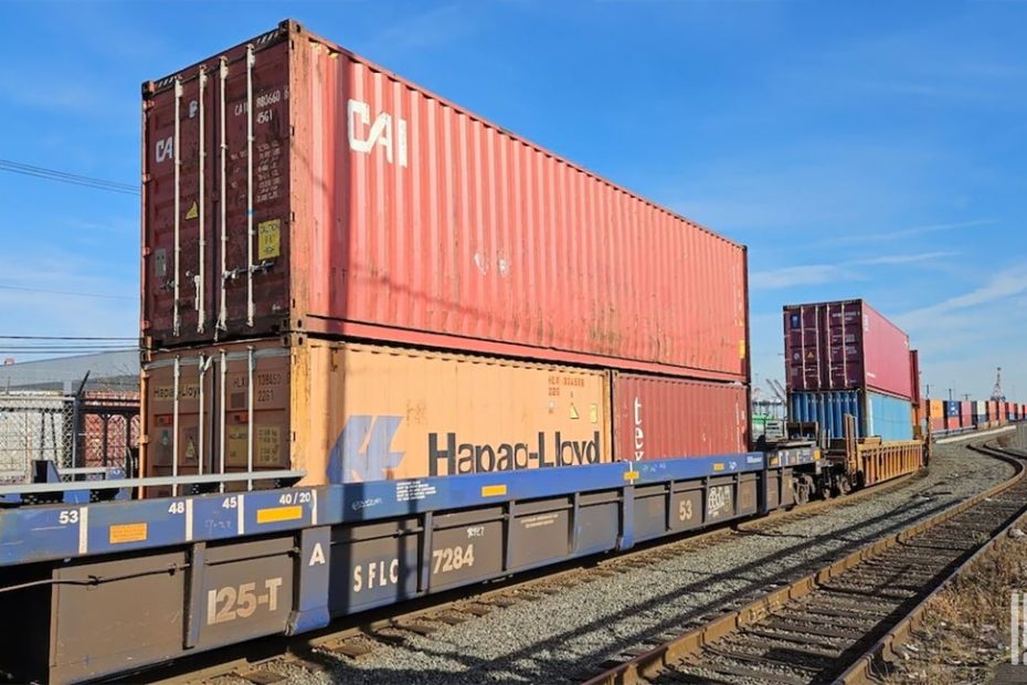 AAR sees 'uncertainty' for U.S. railroads in 2025