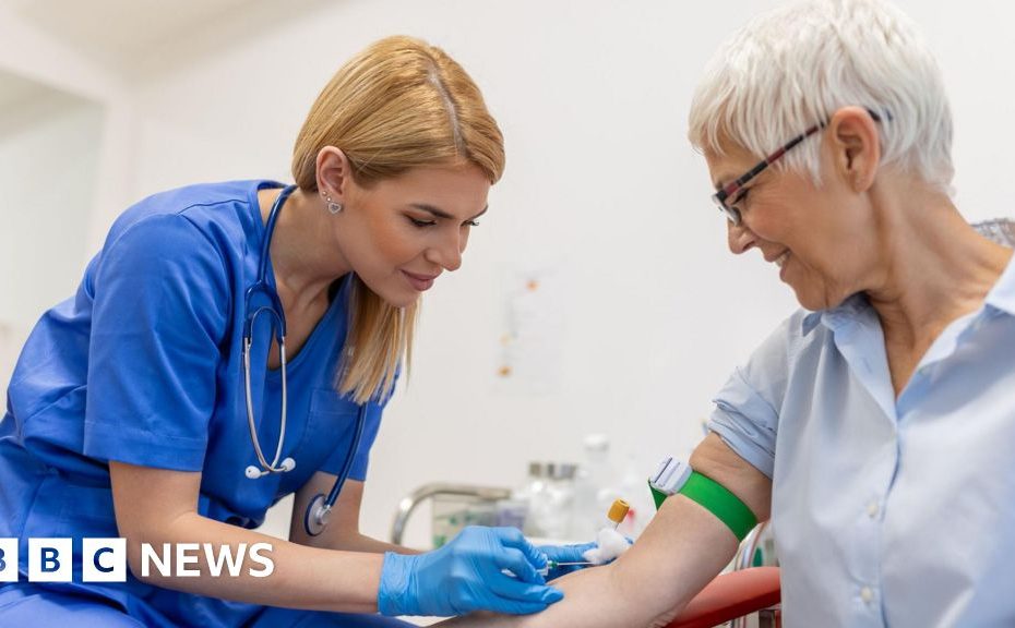 AI trained to spot warning signs in blood tests