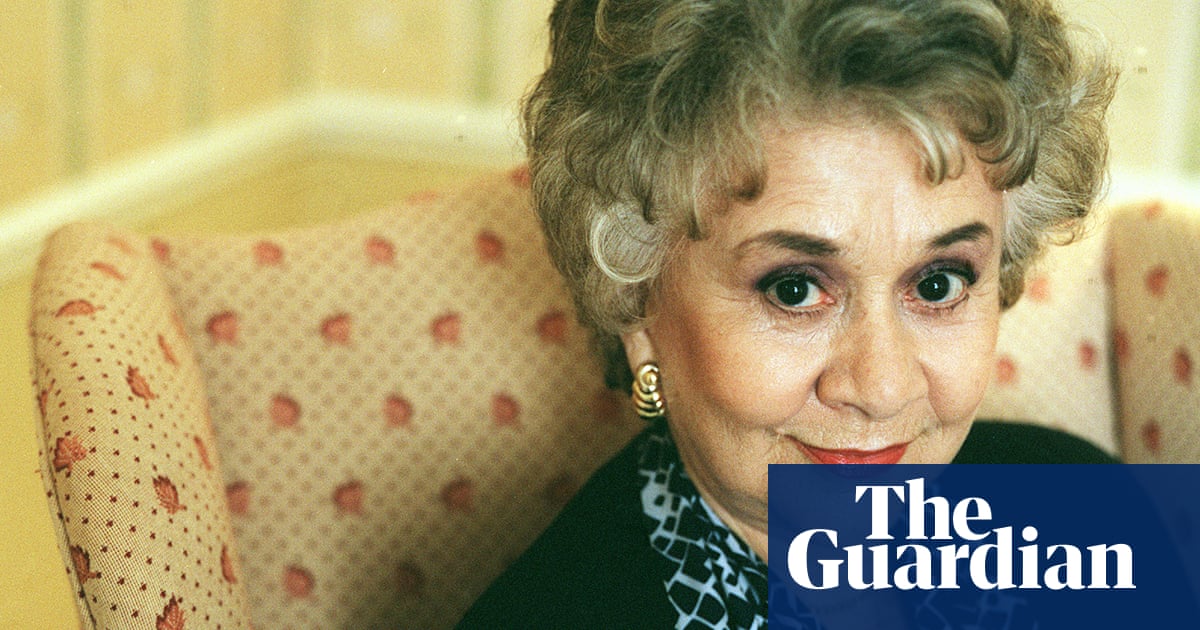 Acclaimed stage and screen star Joan Plowright dies at 95 Joan Plowright