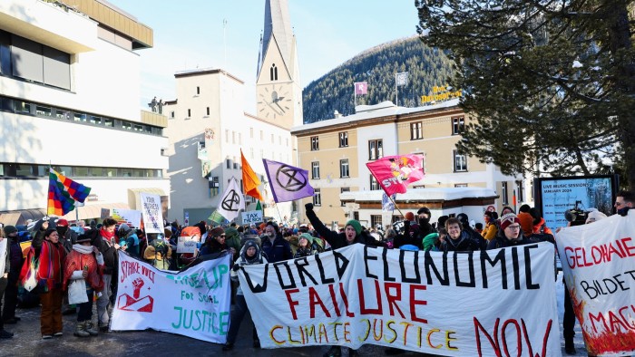 Alliance struggles ahead of Davos, European banks reconsider climate cooperation
