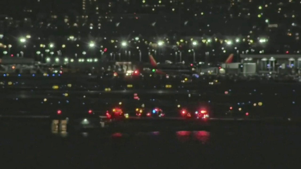 Army Black Hawk helicopter collided with US airline aircraft in Reagan National Airport