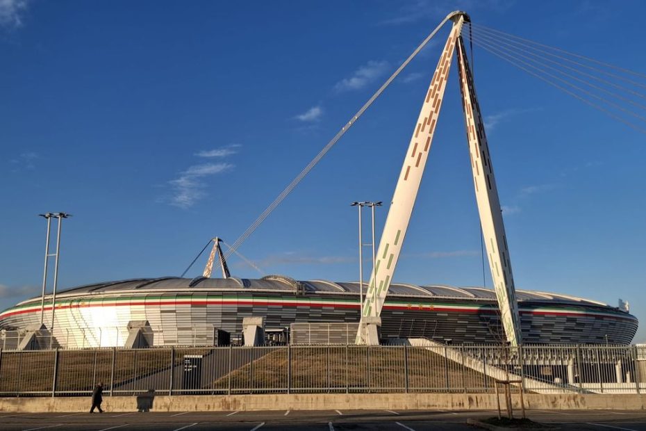 Benfica jogou muito na Itália: como ela vai pitar essas botas?