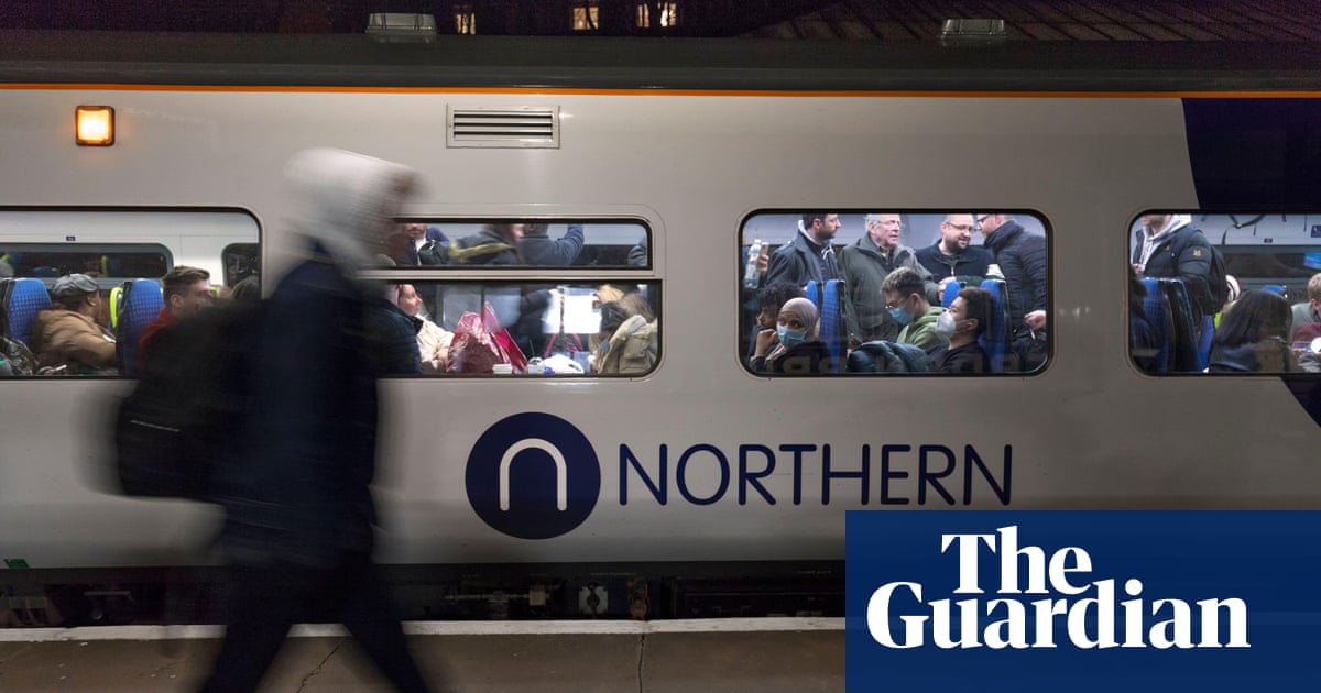 British Rail urged to issue 'yellow card' warnings instead of fines for rail transport