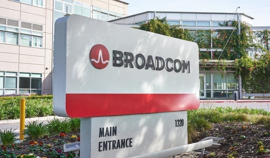 Broadcom's latest SAN switches provide scalable, energy-efficient solution for growing storage needs