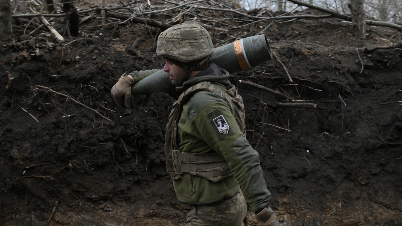Can Trump bring peace to Ukraine? Experts say probably not: NPR