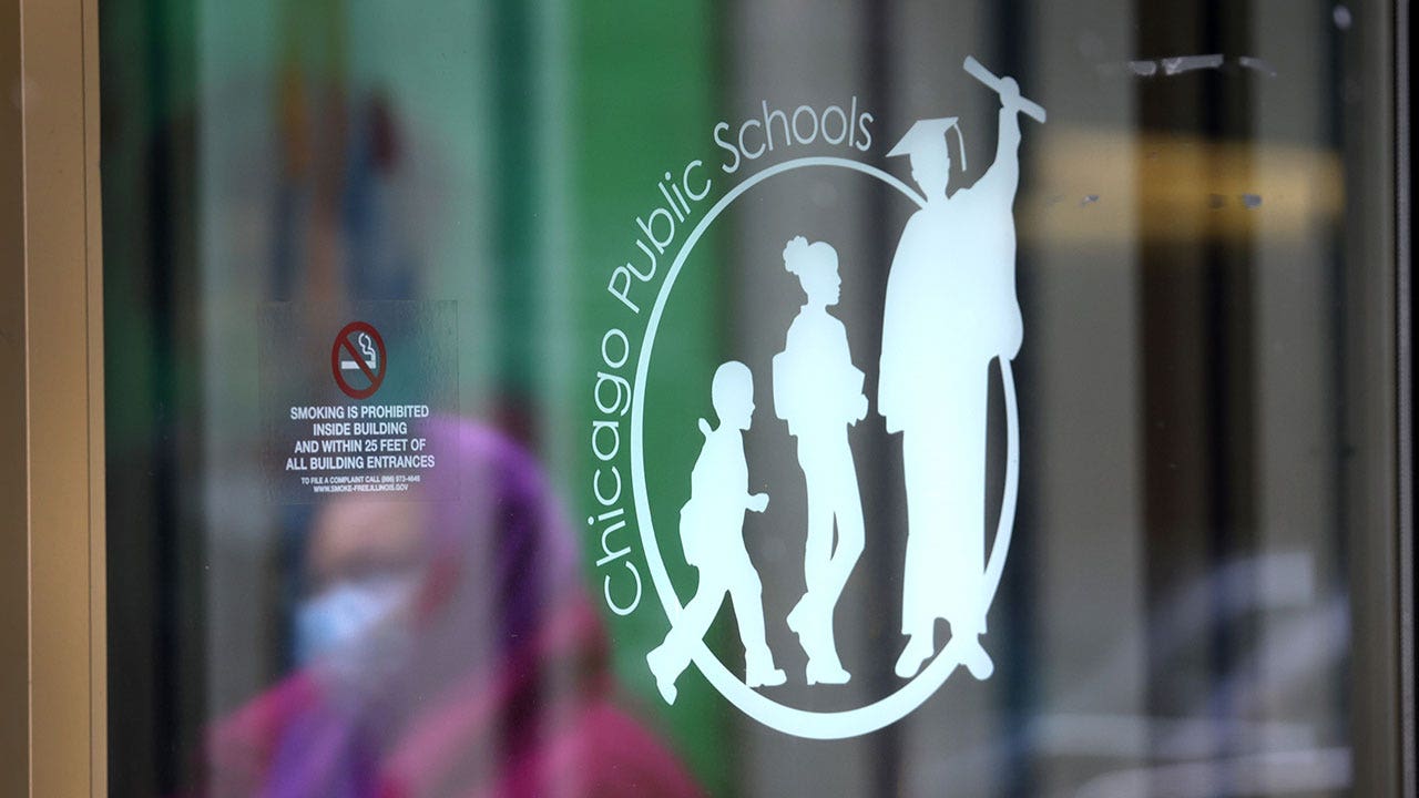 Chicago Public Schools, teachers union reiterate a 'sanctuary'