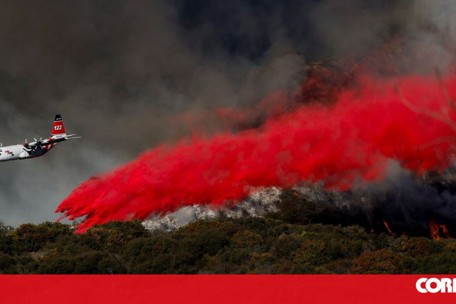 Chuva rosa chove em Los Angeles para impedir incêndios - The World Broadcast