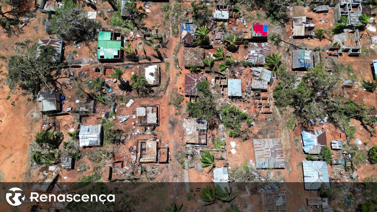 Ciclone Dikledi mata 11 pessoas e destrói quase 20 mil casas no norte de Moçambique