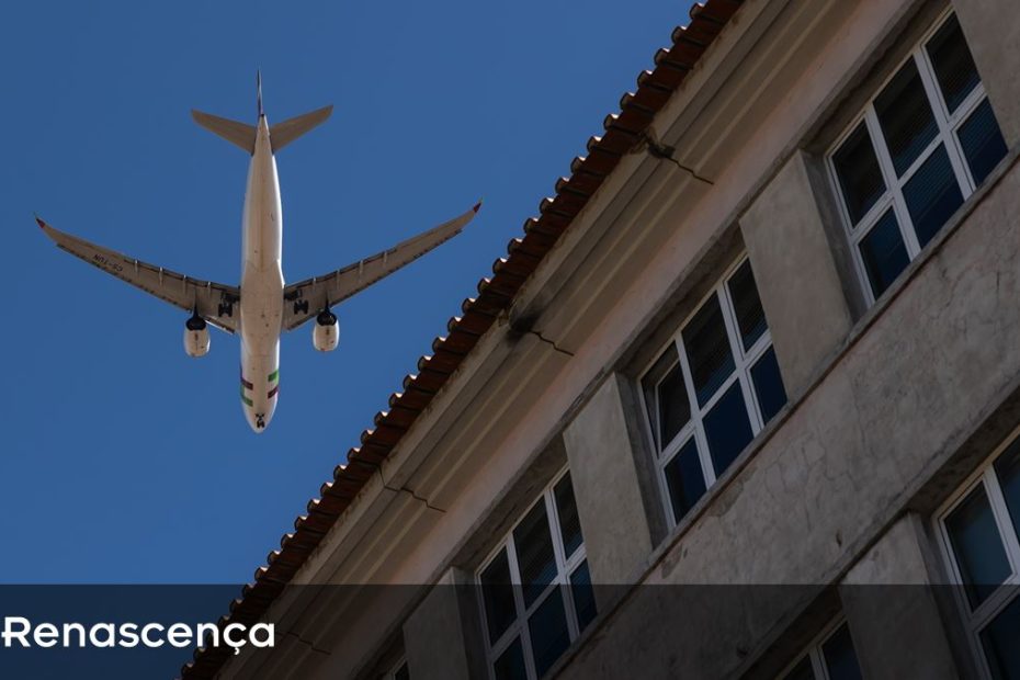 Climáximo exige protesto do "vôo perturbador" no aeroporto de Lisboa