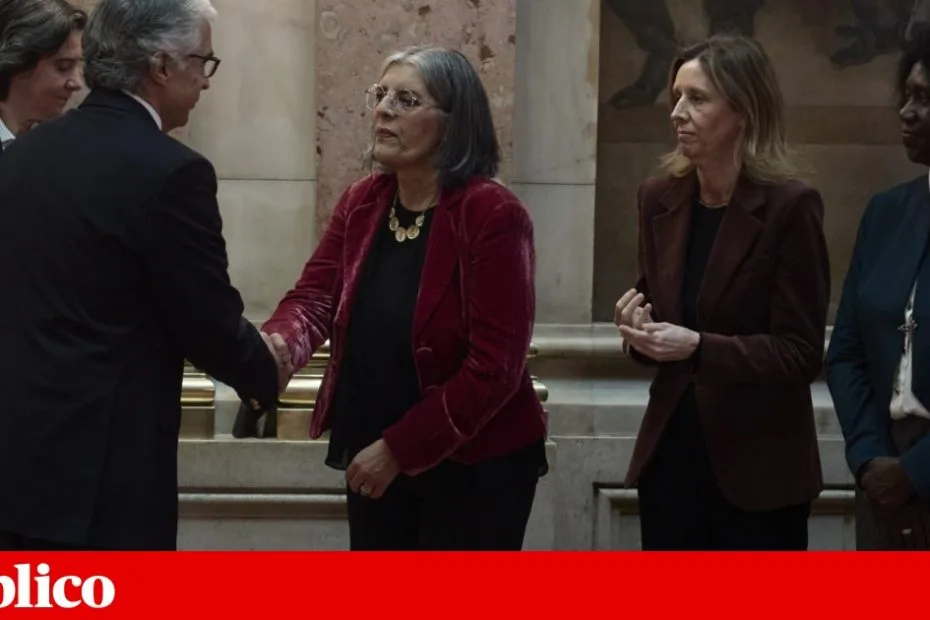 Comissão suspensa por 15 meses enquanto aguarda diploma para tratar denúncias de racismo