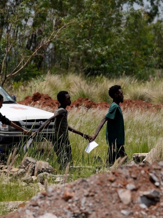 Confrontation breaks out at abandoned gold mine in South Africa, at least 78 dead