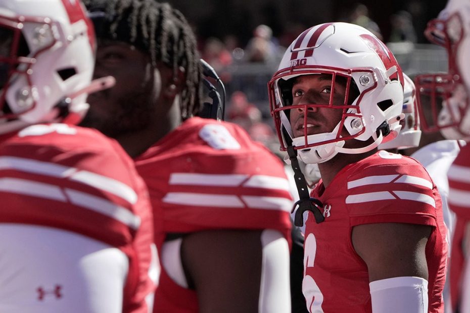 Controversy surrounding rev-sharing leads to Xavier Lucas leaving Wisconsin for Miami