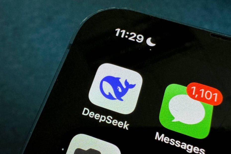 DeepSeek: All information about the AI ​​Chatbot application you need to understand