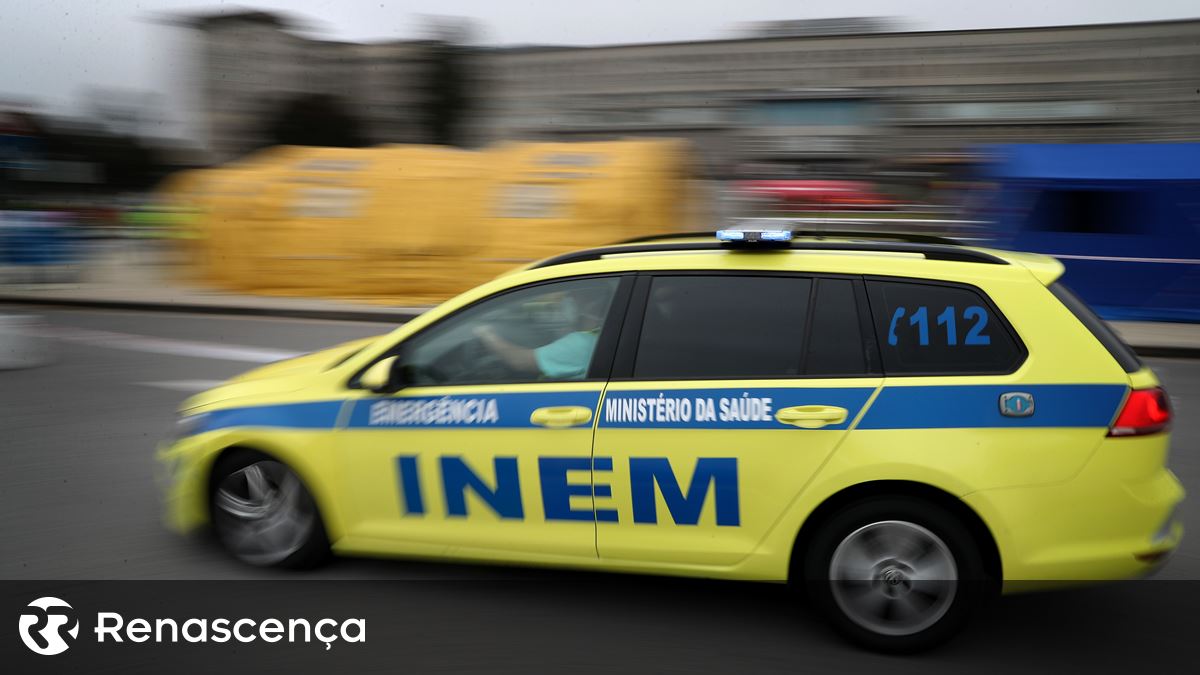 Mulher se ventilando em casa morre durante a queda de energia