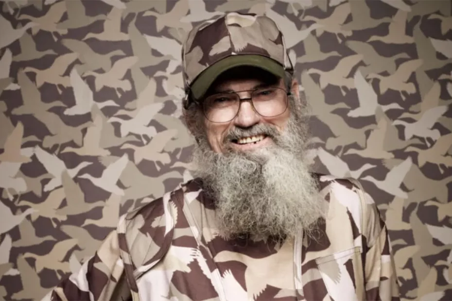 "Duck Domine" Star 'Si Uncle Robertson was hospitalized after the hunting accident