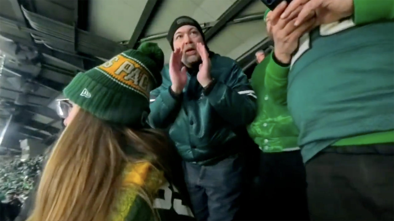Eagles fan berates female Packers fan, speaks out after losing job; fans celebrate his firing