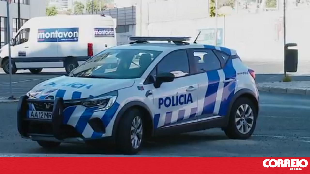 O maestro afirma ser um roubo de um carro para se esconder, e diz -se que a fuga de Amadora