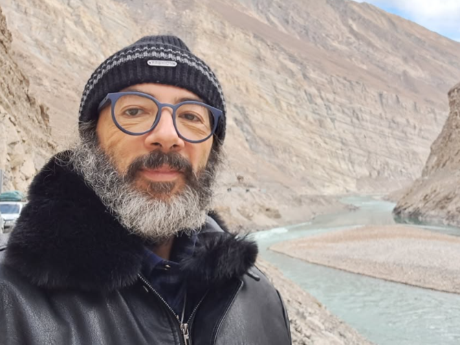 Este cientista climático recusou-se a voar e foi despedido |