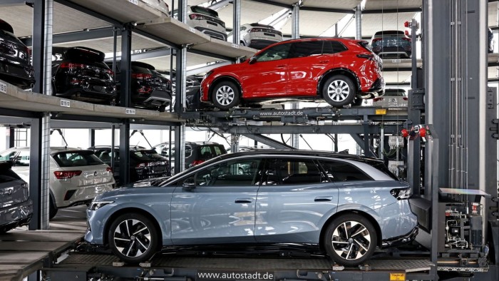 European carmakers risk charging Chinese rivals hefty carbon credits