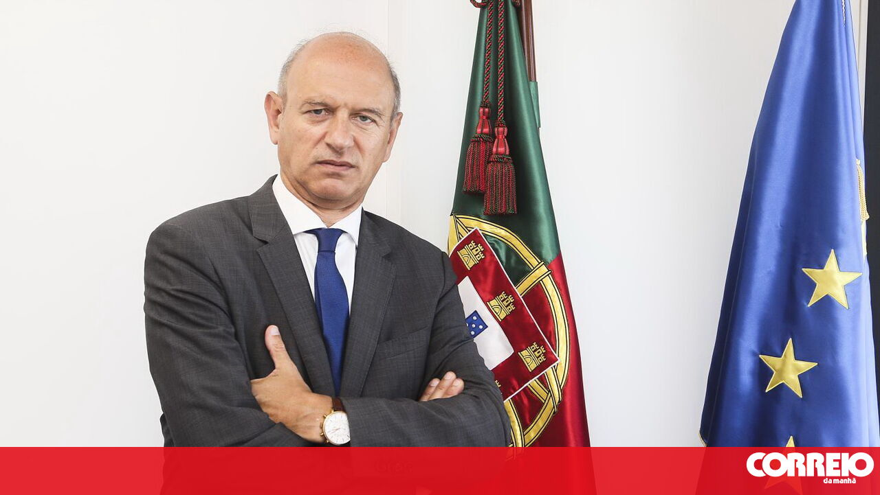Ex-secretário de Estado Alberto Souto de Miranda é candidato do PS a presidente da Câmara de Aveiro – Política