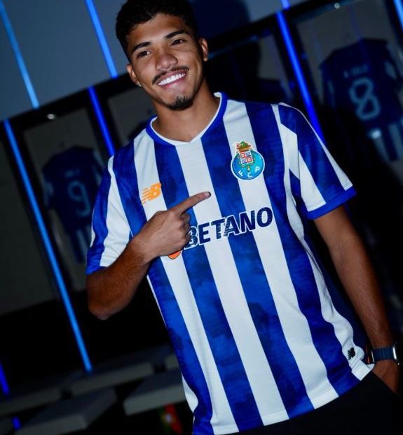 FC Porto: William Gomes apontou "campeões e gols" e lembrou a ex -estrela de pôster