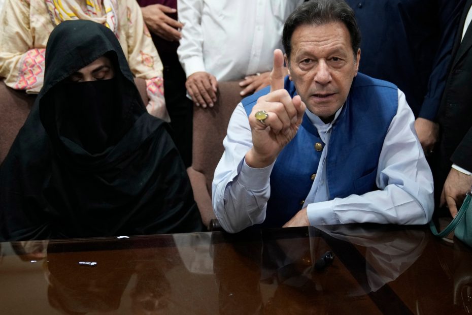 Former Pakistan Prime Minister Imran Khan and his wife jailed in corruption case Imran Khan News