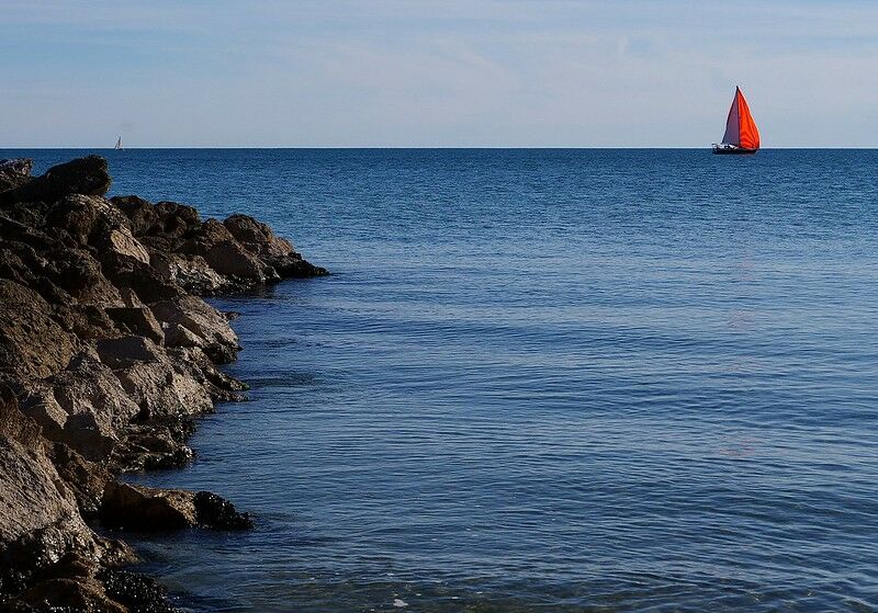 Cientistas espanhóis estudam ondas de calor no Mediterrâneo e avisar