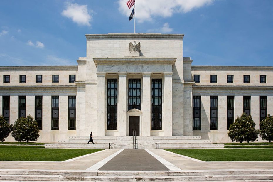 Global bond selloff deepens as hopes of multiple Fed rate cuts dash