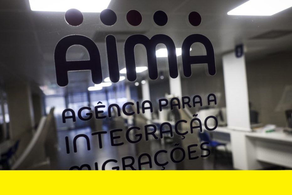 Golden Visa: AIMA admite que 50 mil processos estão atrasados. Promessa é limpar fila da Imigração |