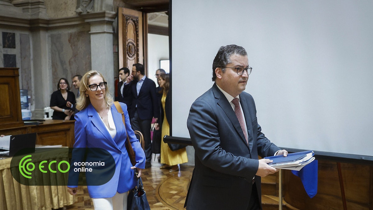 Reembolso automático de impostos e garantia de igualdade de valor