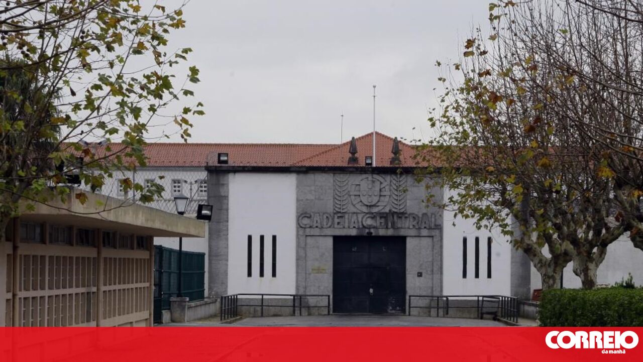 Guardas prisionais do Linhó fazem greve pelo segundo dia, 100% de participação – Portugal