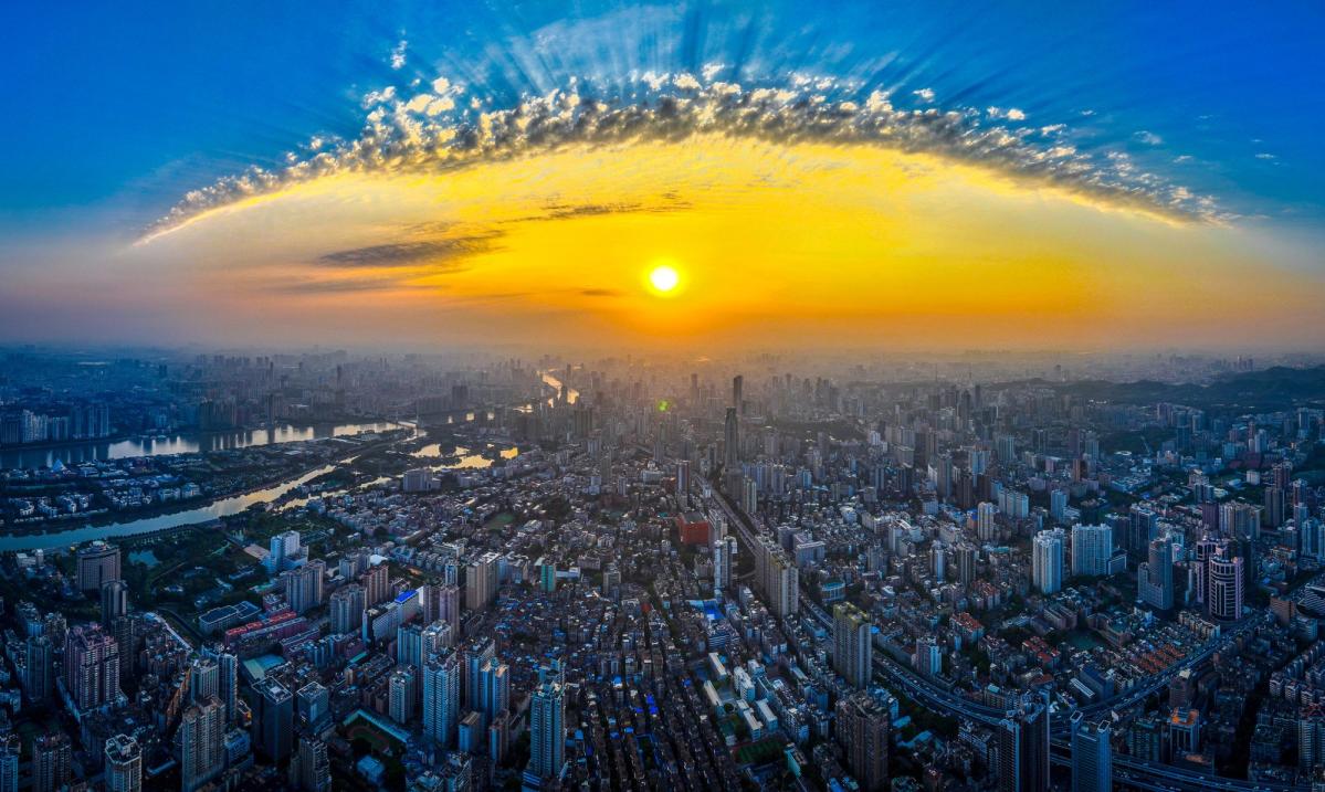 HSBC, Standard Chartered Bank and Bank of Communications can now open mainland China accounts for Hong Kong people