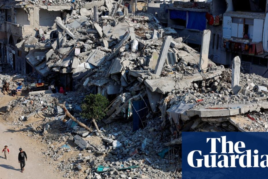 Home Office accused of 'preventing' people trapped in war zone from reuniting with UK families Immigration and asylum