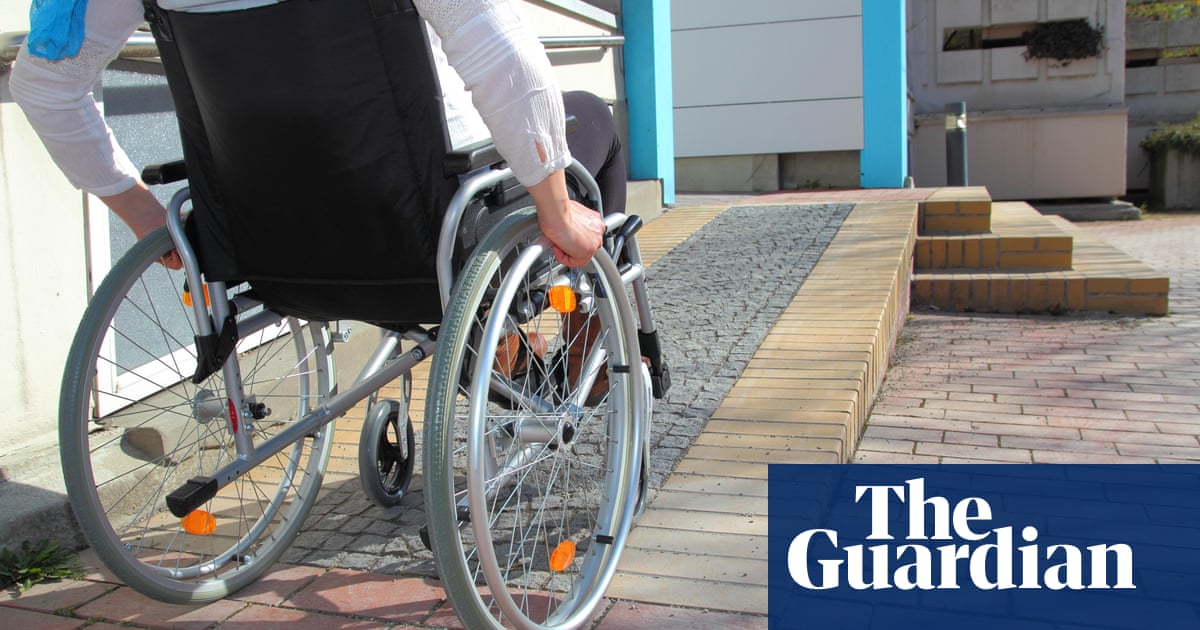 House of Lords committee urges overhaul of 'unsustainable' incapacity benefit system benefits