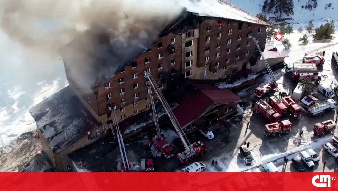 Imagens de drone mostram incêndio em estação de esqui turca matando 66 pessoas – Vídeo