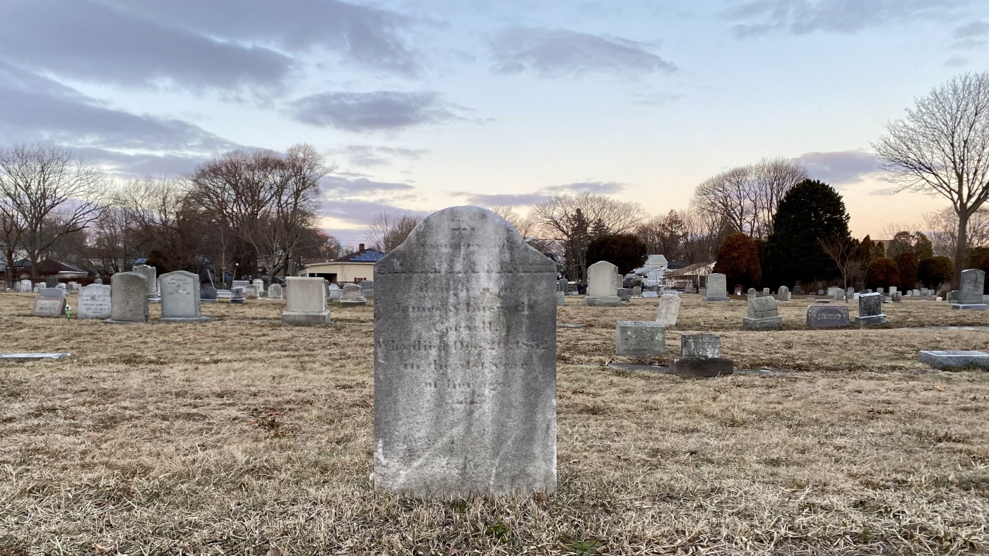 In ‘The Sinners All Bow,’ a forgotten murder victim gets her due : NPR