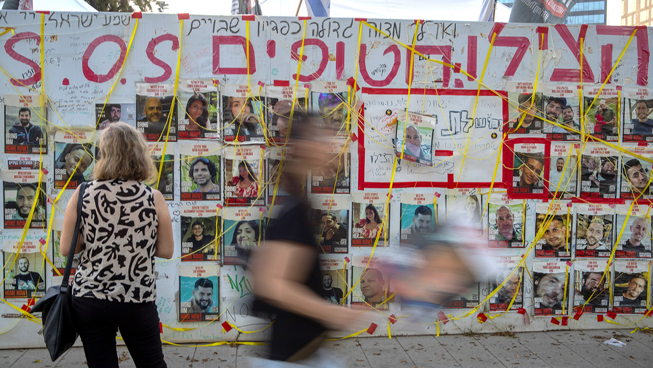 Israel, Hamas agree to ceasefire