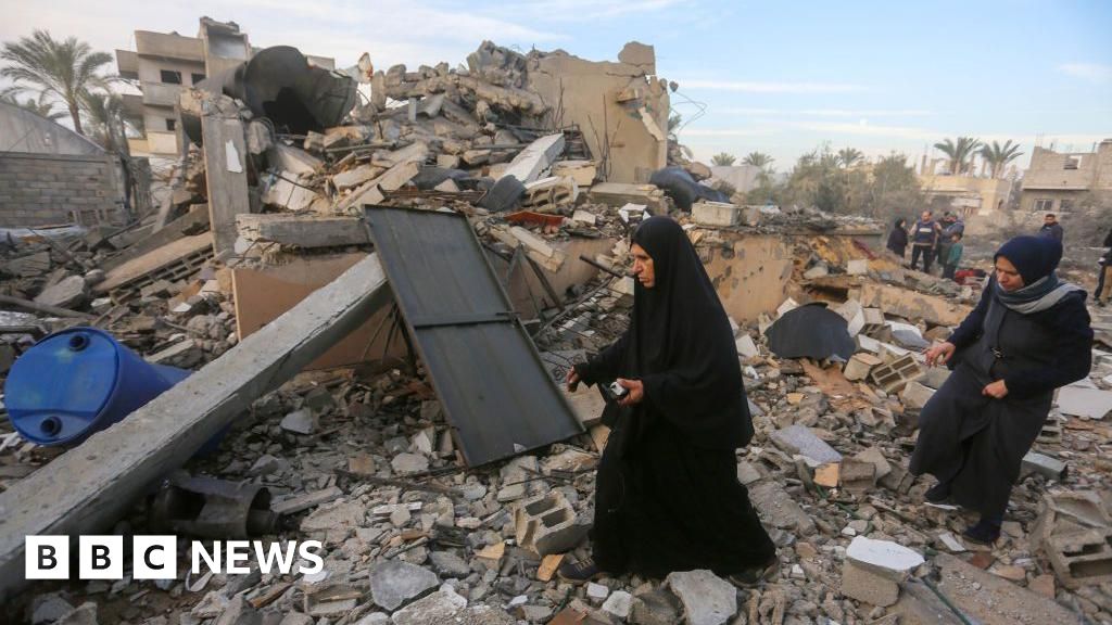 Israel delays vote on Gaza ceasefire deal