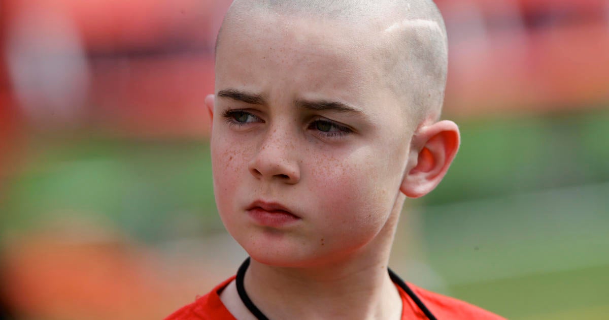 Jack Hoffman, the young cancer patient who captured the hearts of Nebraska fans with his touchdown run, dies at 19