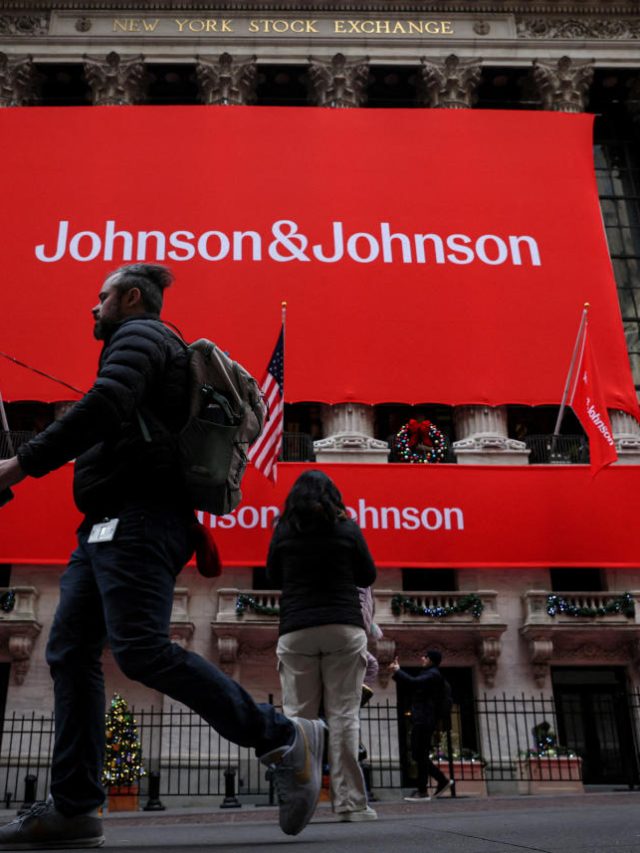Johnson & Johnson shares fell despite full year, 4Q gains