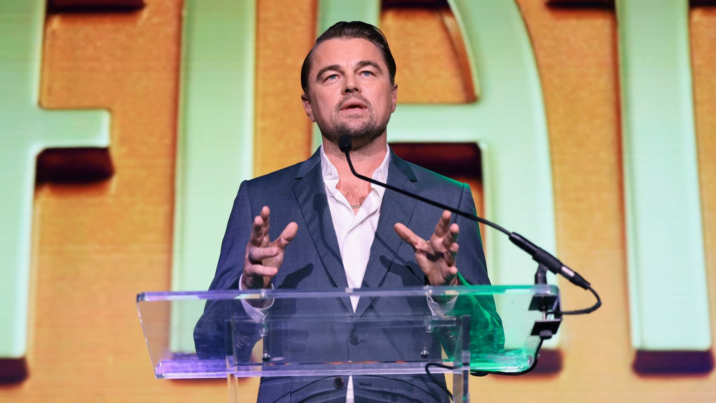 Leonardo DiCaprio pledges $1 million to wildfire relief