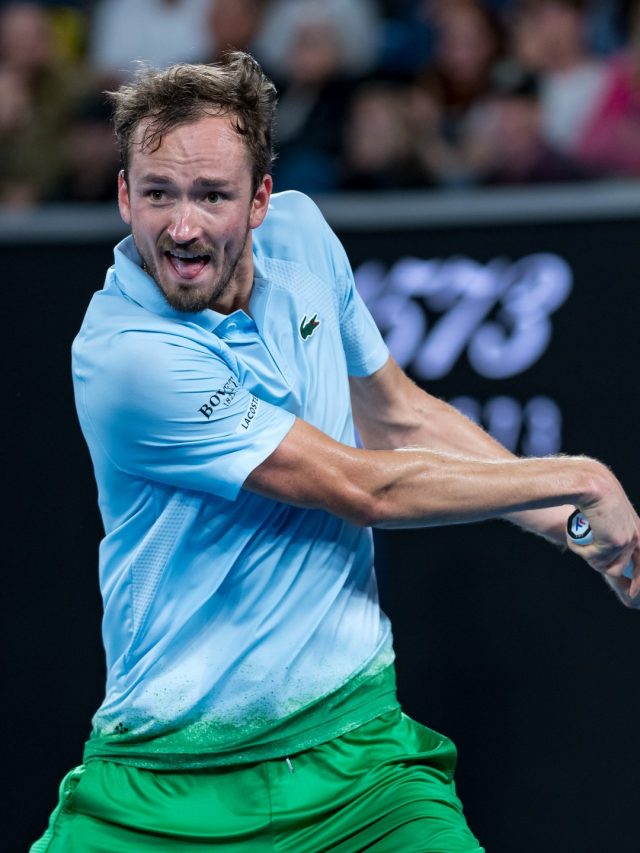 Medvedev's shock exit at Australian Open; Sinner, Swiatek's progress | Tennis News