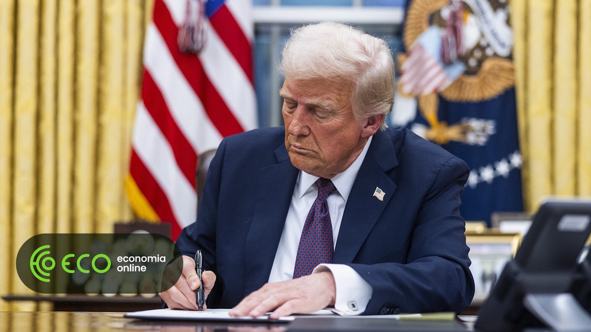 Do congelamento das contratações à saída da OMS, veja o que Trump sancionou em seu primeiro dia no cargo