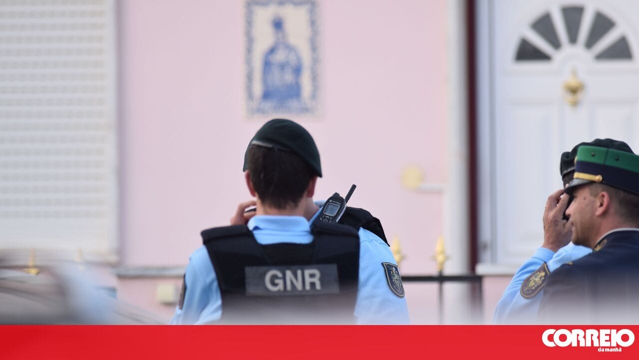 GNR apreendeu 3700 cigarros e 49 litros de bebidas – Portugal