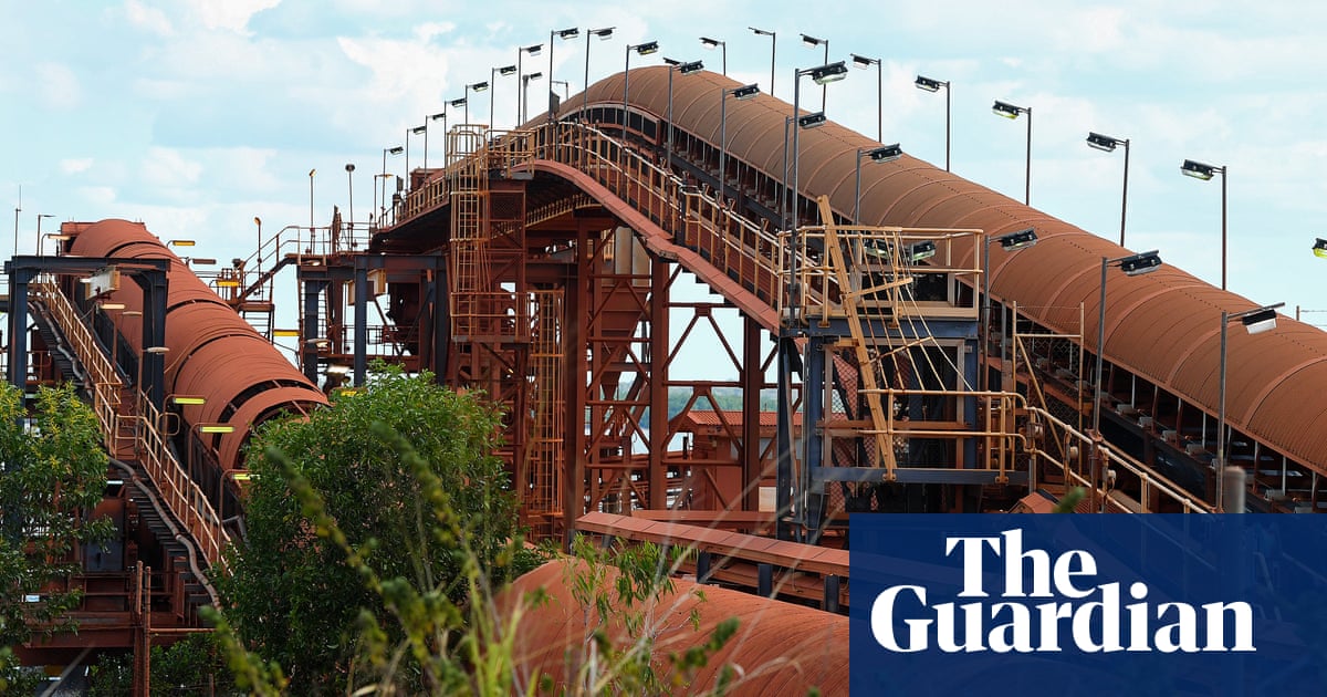 Mining industry praises Albanese's $2bn green aluminum pledge, Dutton calls it 'scam' Australian Politics