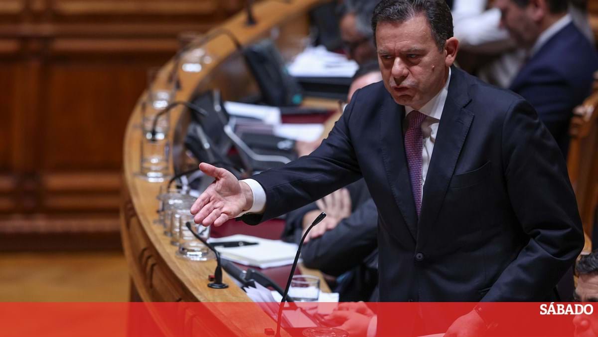 Montenegro argumentou que o Estado deve poder pagar os salários originais e disse que Rosalino “será livre” – Última Hora