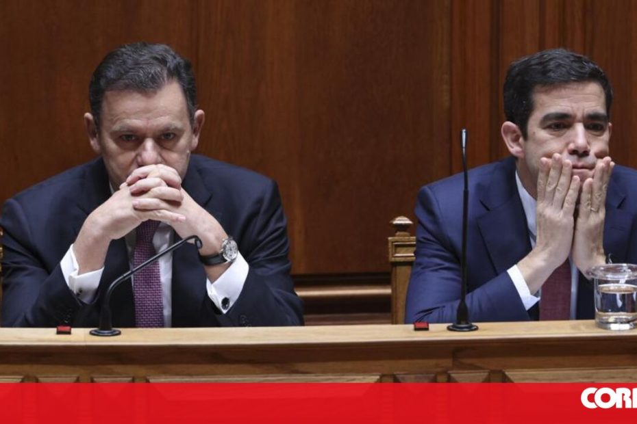 Montenegro disposto a incluir dados de nacionalidade, idade ou género no RASI - Política